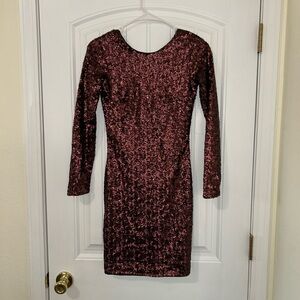 H&M Burgundy Long Sleeve Sequin Dress Size 6 New